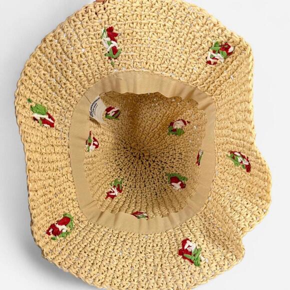 No Boundaries Strawberry Bucket Hat One Size Crochet Style - Picture 5 of 6